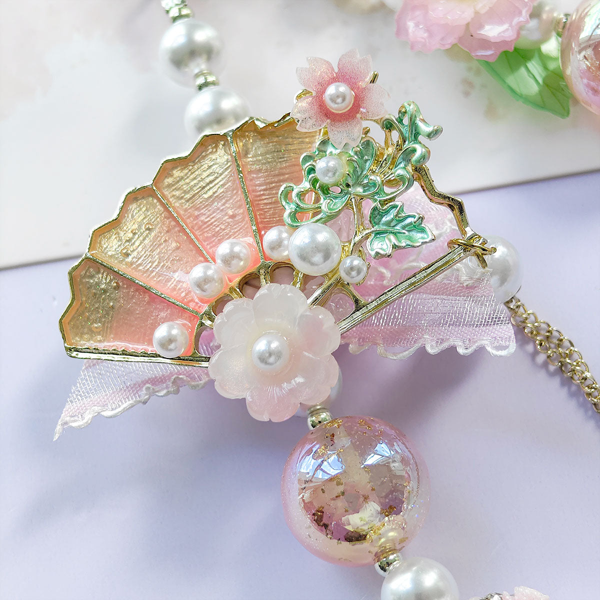 1pc Fanshaped Fancy beads Mobile Phone, Lanyard, Mobile Phone Charm, Camera Decoration, Key Chain, Bag, Pendant, Designed For Women